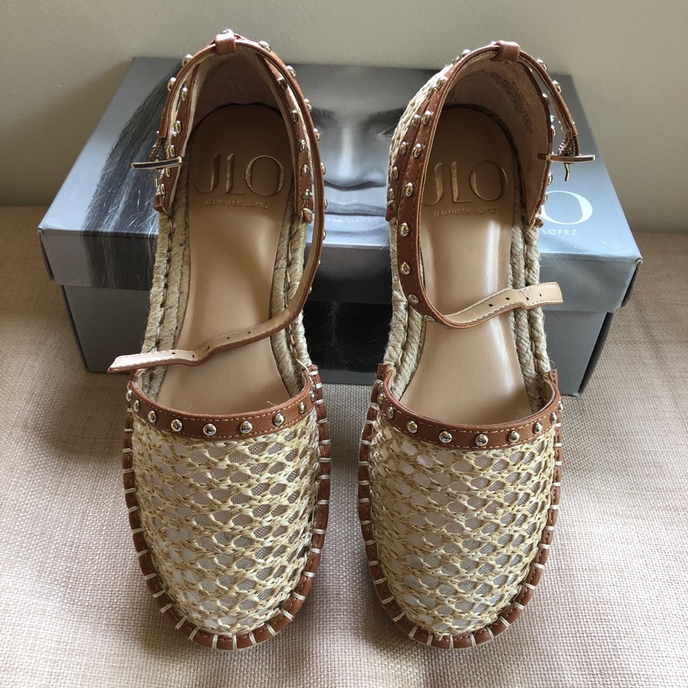 JLO Lisly Woman’s Platform Sandals Size 6 Tan Natural